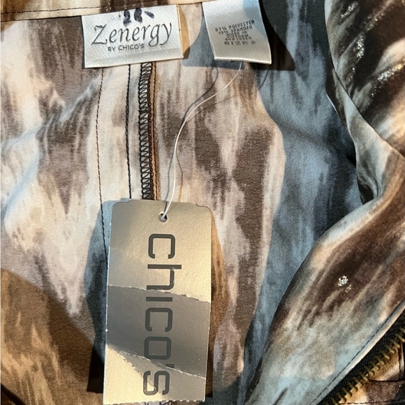 Women’s Chico’s Zenergy zip front lightweight jacket Size 2 (12-14) - Picture 8 of 11